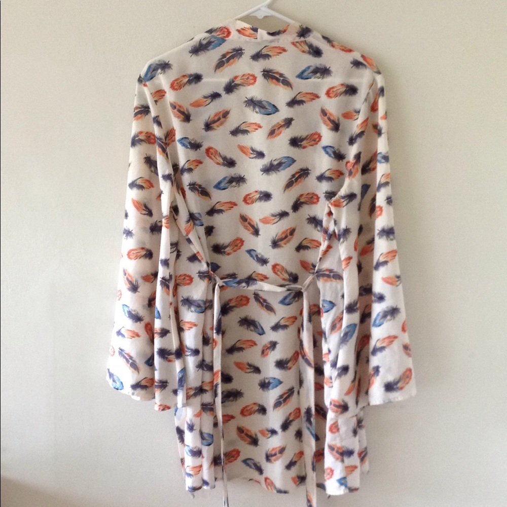 Wide Sleeve Robe - Picture 3 of 3